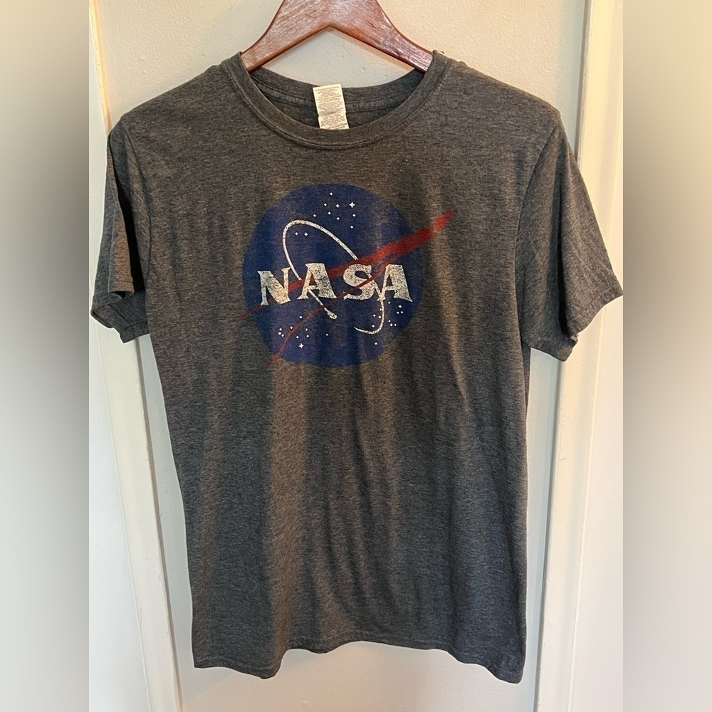 NASA t shirt